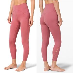 Lululemon Unlimit High-Rise Tight 25" *Keyhole Brier Rose
Size 4